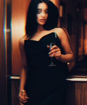 Живу в Москве и готова доставить тебе незабываемый опыт удовольствия. Мои услуги нацелены на креативность и индивидуальный подход к каждому клиенту. Я могу стать твоей нежной путешественницей в мир страсти и наслаждения. Мое опытное тело готово подарить тебе настоящее блаженство. Отзывы о моей работе говорят сами за себя - мои клиенты остаются полностью удовлетворенными и возвращаются ко мне снова и снова. Жду встречи с тобой для создания незабываемых моментов. Фото в моем профиле подтверждают мою красоту и сексуальность. ✨💋 5476, 24 года